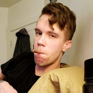 Meet your Posher, Travis